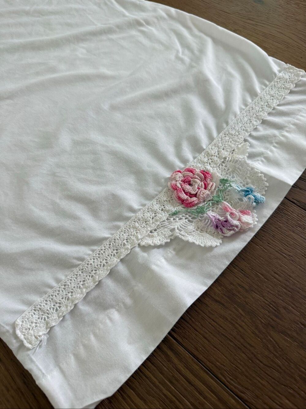 Vintage Queen Size Pillowcase Ivory Pink Purple Green Blue Crochet Lace Trim